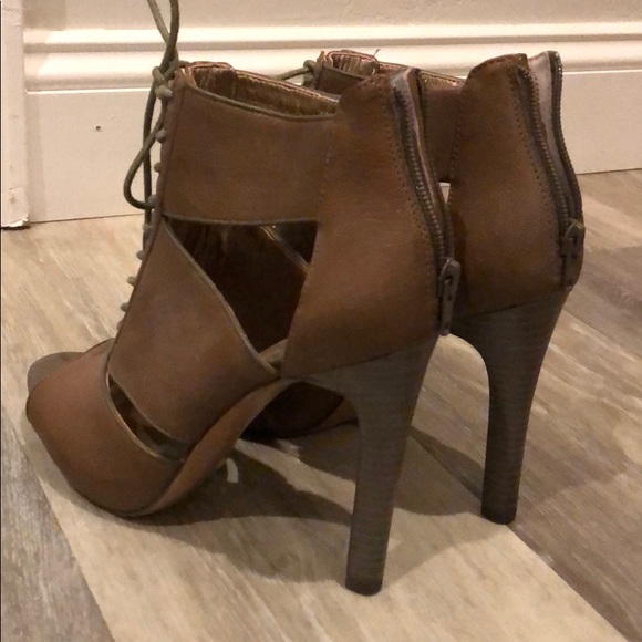 BCBGeneration shoes- never worn - Picture 3 of 3